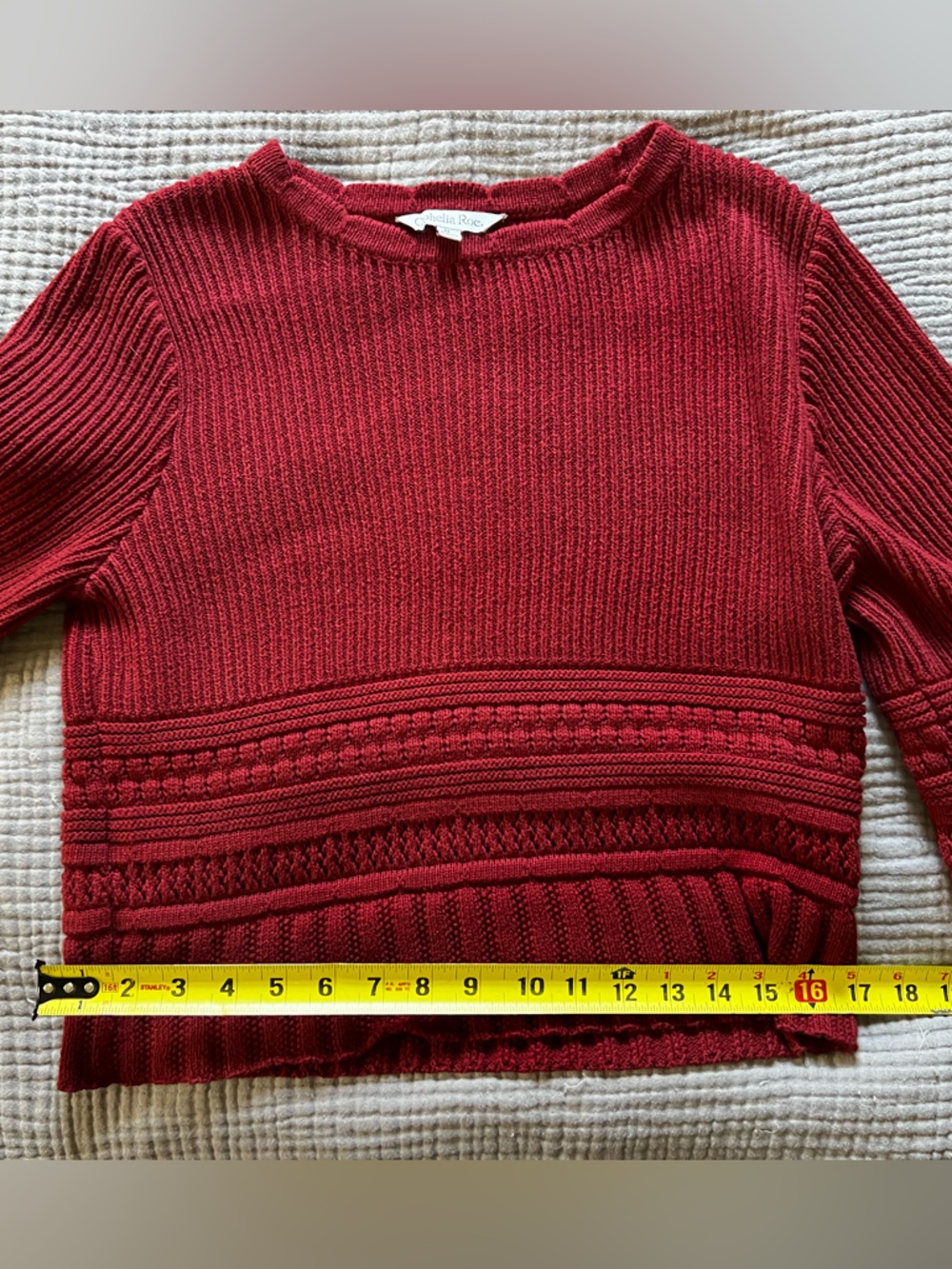 Detailed 3/4th Sleeve Knit Sweater‎ in Burgundy - Picture 5 of 11